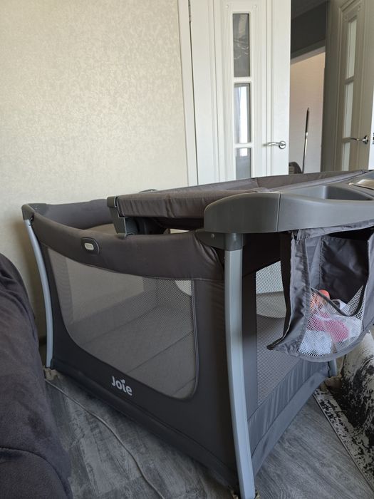 Продам детскую кроватку