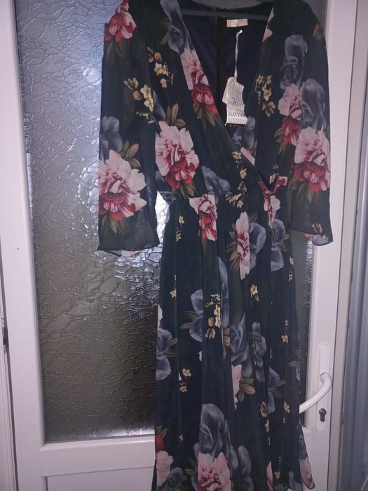 Rochie noua cu eticheta