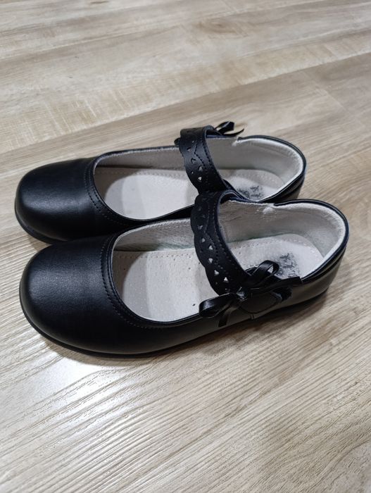 Туфли кожаные для девочки,34 размер,22 см
