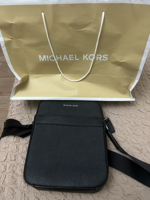 Продам сумку Michael Kors мужская кроссбоди (оригинал):