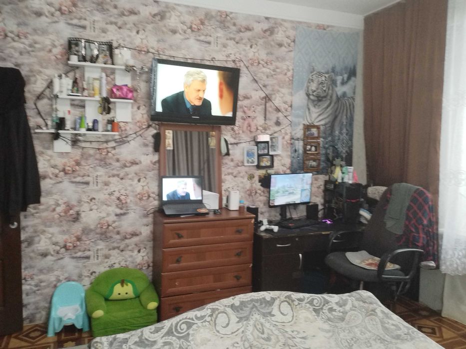 срочно продам 2 ком квартиру