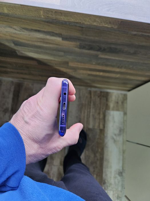 Продавам Xiaomi Mi Note 10 Lite – като нов