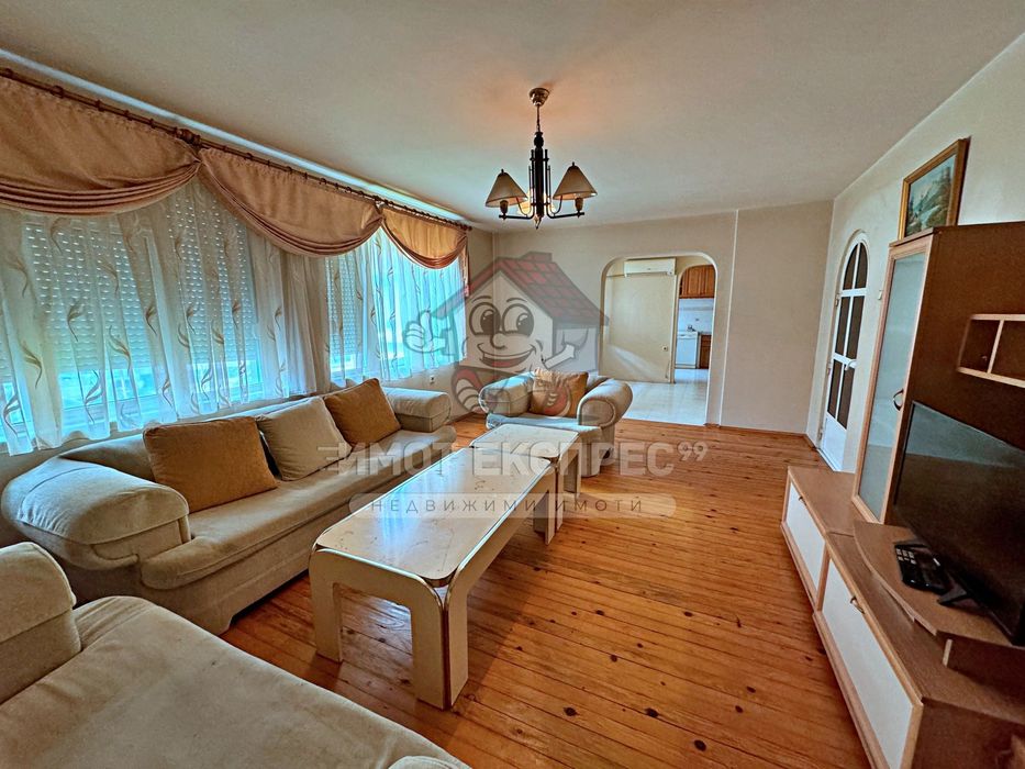 Продава се Етаж от къща в Асеновград - 178 кв.м за 675 €/кв.м - Снимка #3