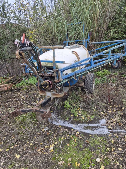 Пръскачка Парлаян 1600л.16м.италианска помпа