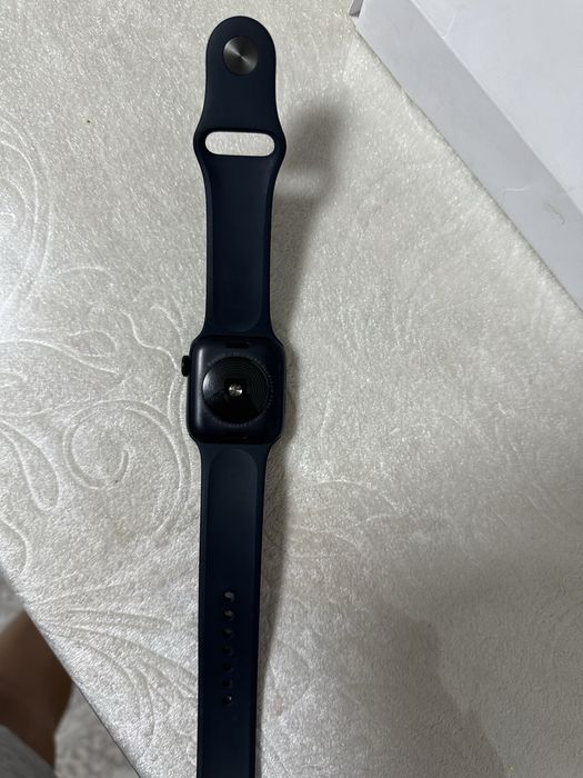 apple watch SE 2