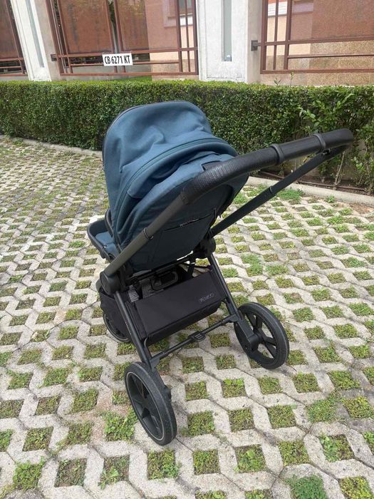 Бебешка количка Veniccci 3 в 1