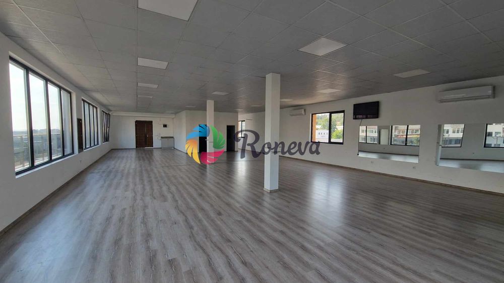 Продава се Офис в Варна, Възраждане 1 - 278 кв.м за 1080 €/кв.м - Снимка #2