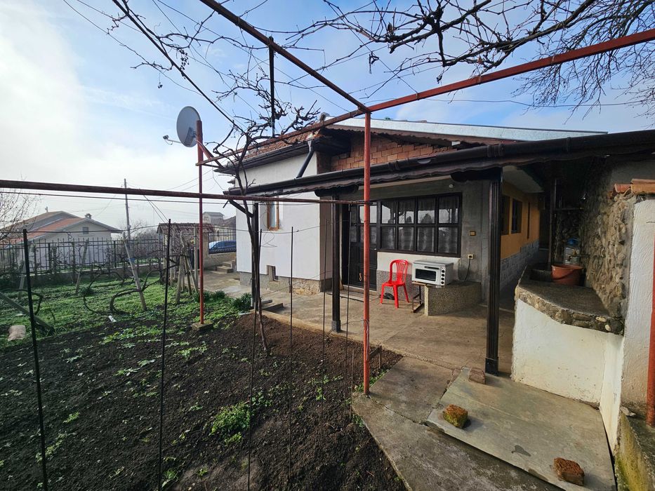 Продава се Къща в с. Драгижево, Област Велико Търново - 100 кв.м за 638 €/кв.м - Снимка #6