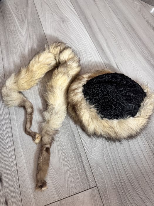 Caciula si guler blana vulpe argintie