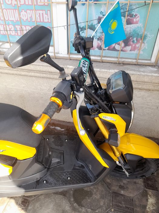 Трицикл электробайк