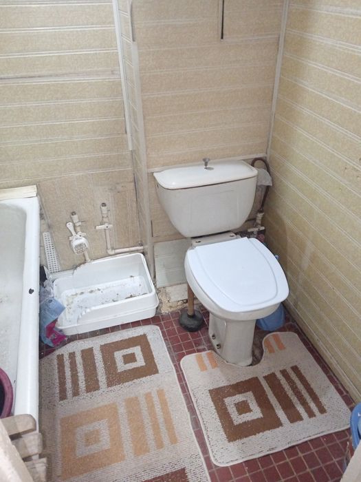 Продаётся своя двухкомнатная учтепа 15 квартал