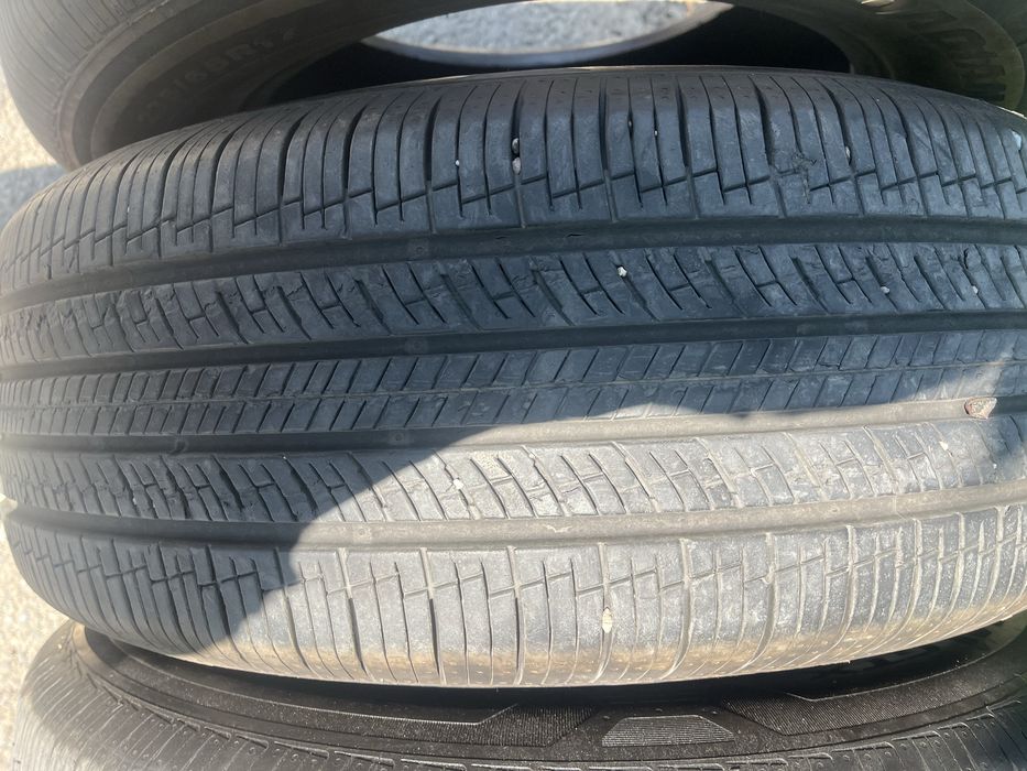 Продам комплект 235/65/17