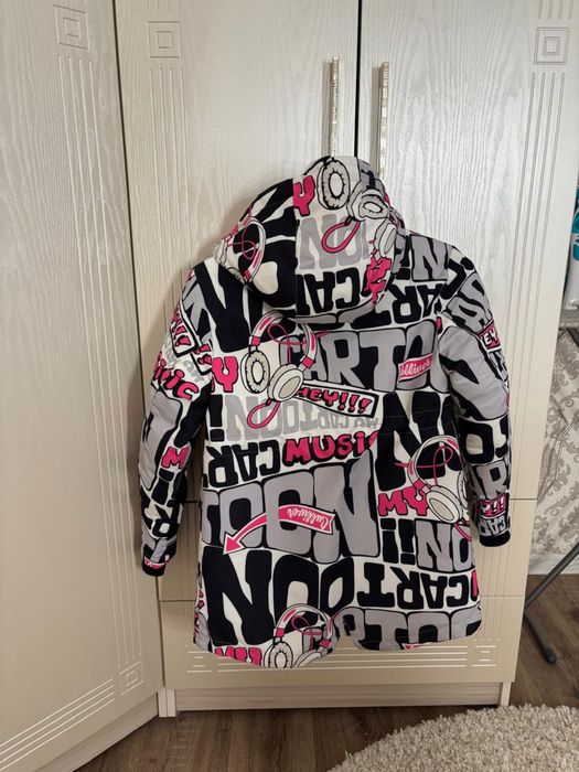 Куртка детская 7-8 лет на девочку ЗИМА