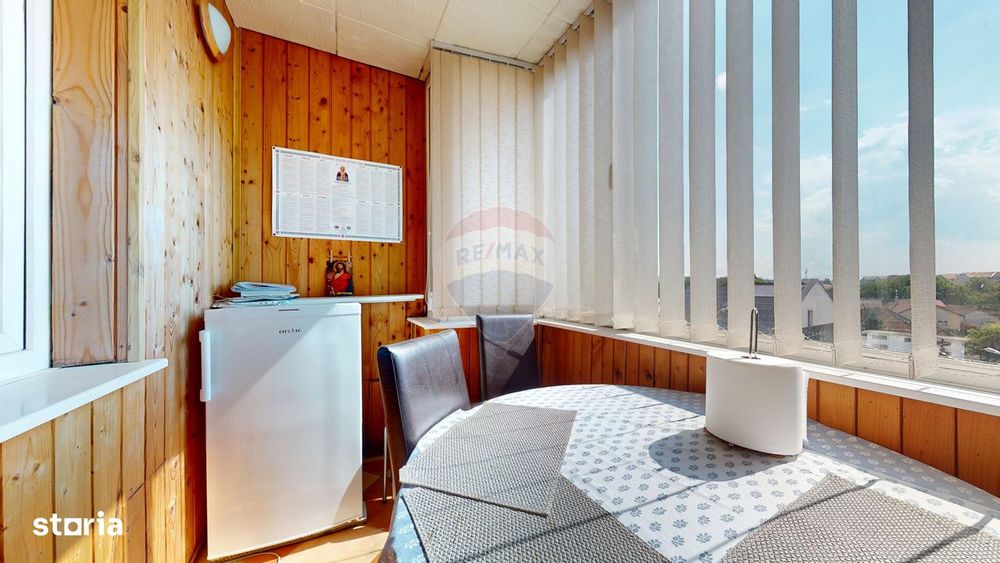 Apartament cu 3 camere de vânzare în zona Centrala, Fagaras