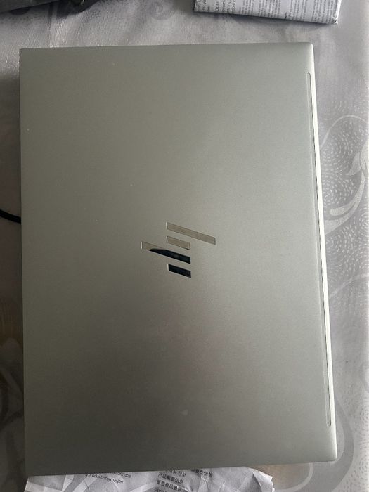 HP EliteBook i5 13-avlod | 16GB RAM | 512GB SSD | Touch | YANGI