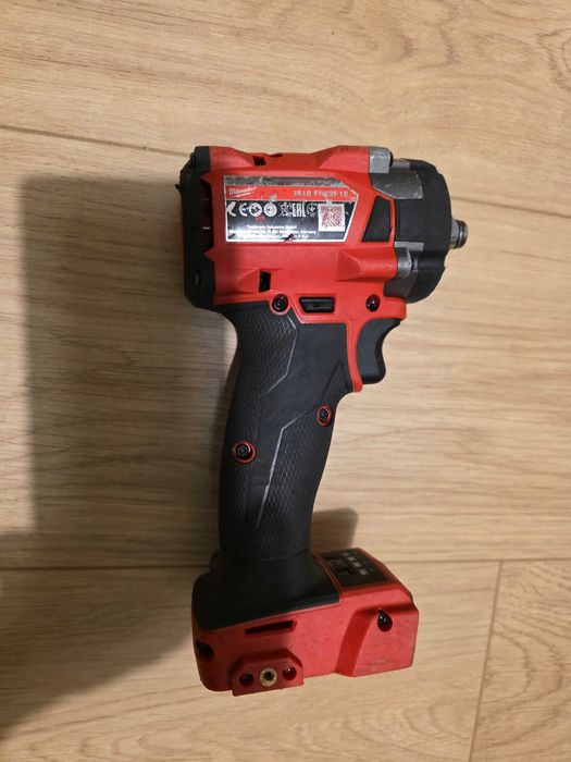 Гайковерт Milwaukee M11 FIW2F 12
