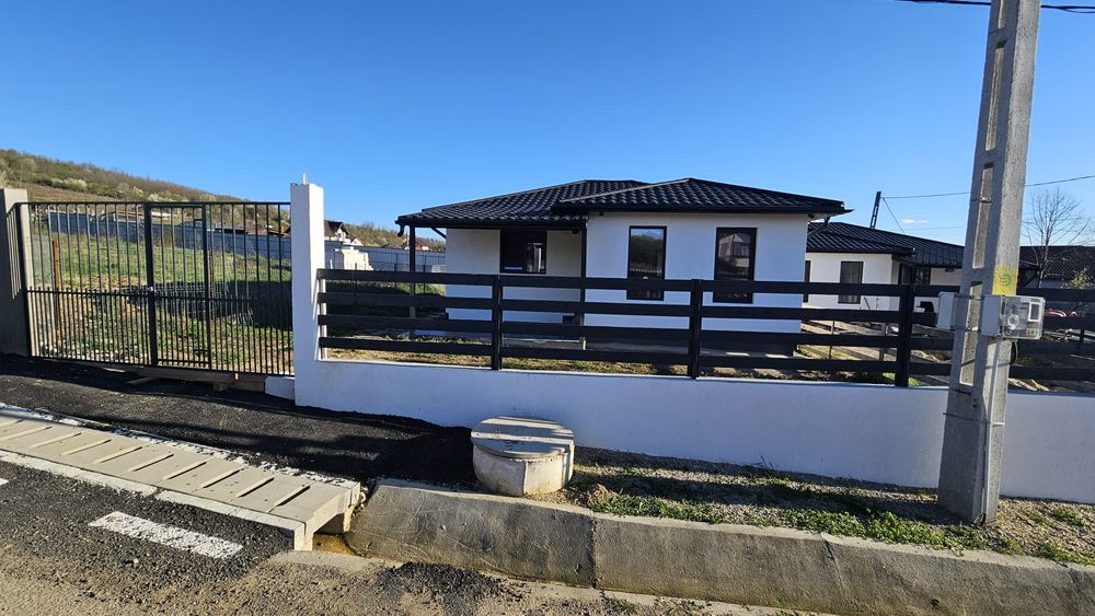 Casă nouă la 3 km de Mioveni