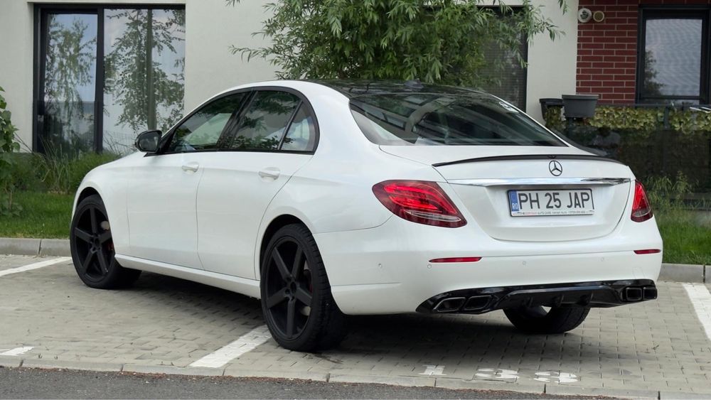 MERCEDES-BENZ E-Class 2017 — imagine 3