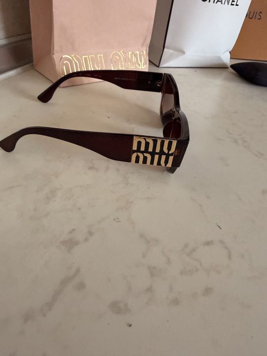 Дамски слънчеви очила Miu Miu