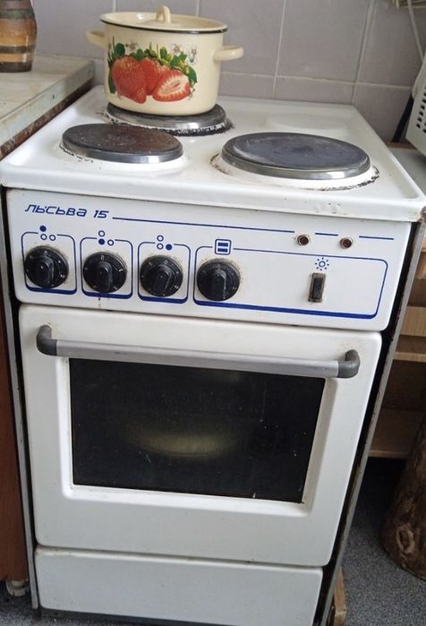 Продается электрическая печь