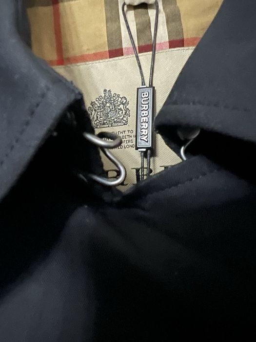 Ново  Burberry Kensington Trench Coat