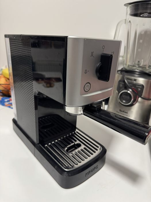 Espressor manual Krups XP344 – impecabil, 9/10