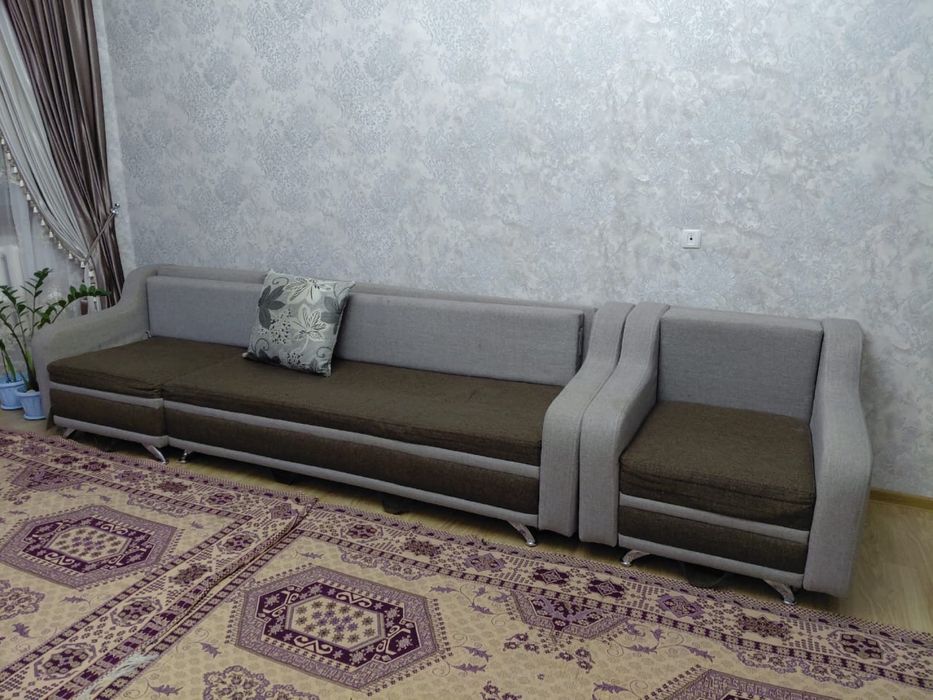 Домашний диван сатылады
