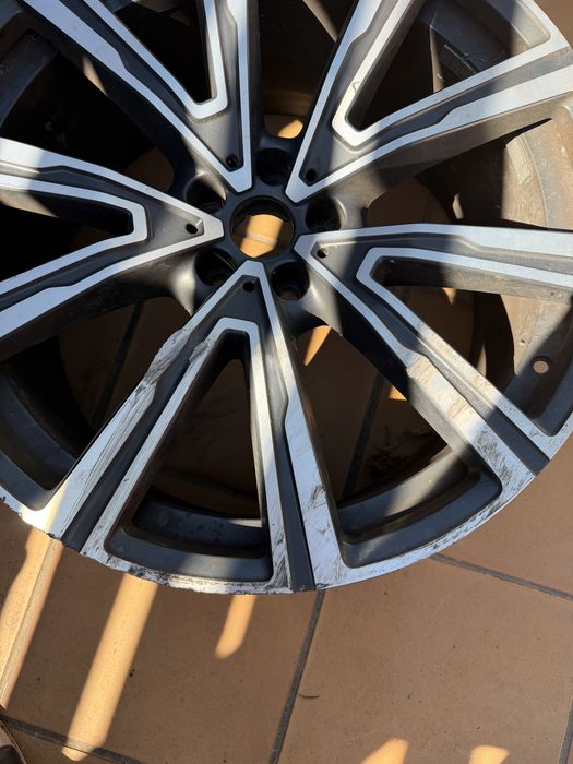 Janta BMW individual originala R22 cu defect