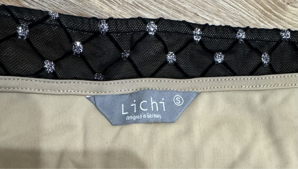 Платье вечернее.