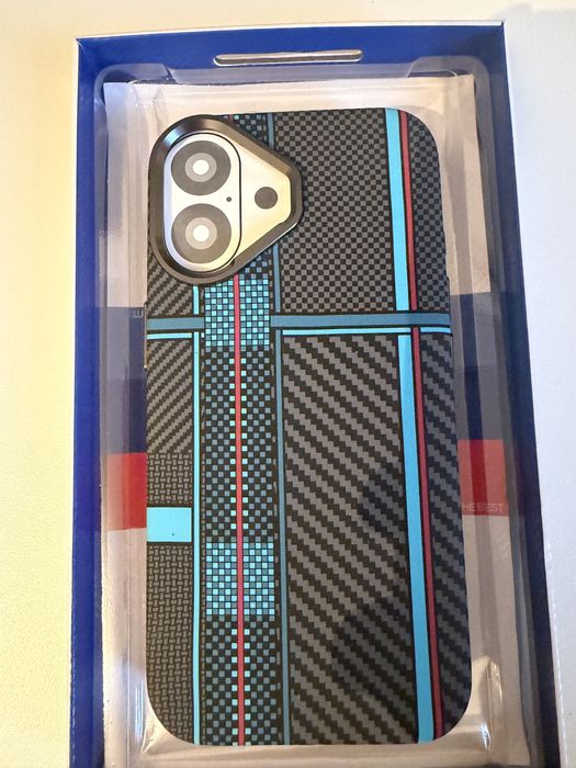 Чехлы айфон 16/16про под pitaka