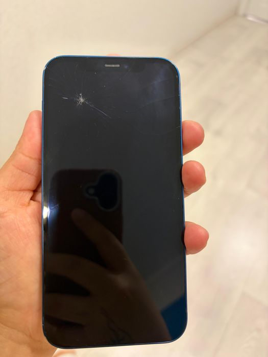 Продам iPhone 12 64 GB