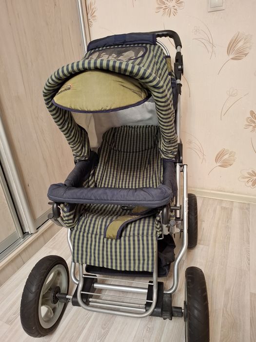 Коляска детская (с переноской)