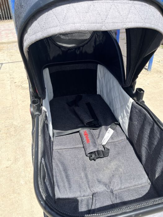 Детская коляска новая