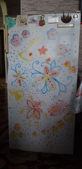 Продаётся (Sotiladi) холодильник Минск