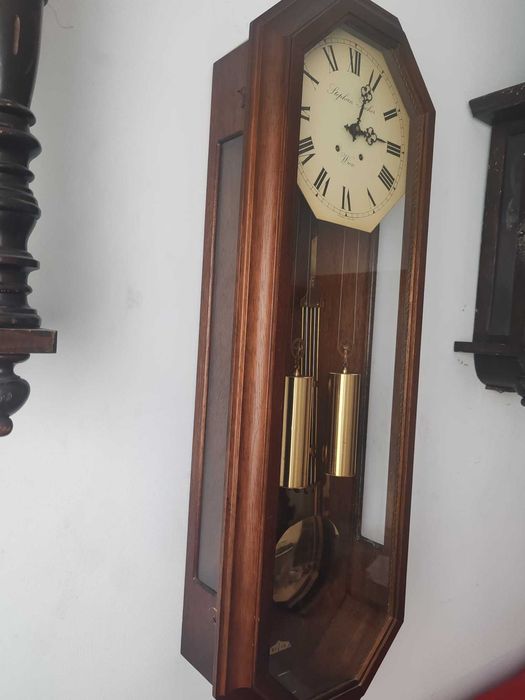 Ceas elegant cu pendula