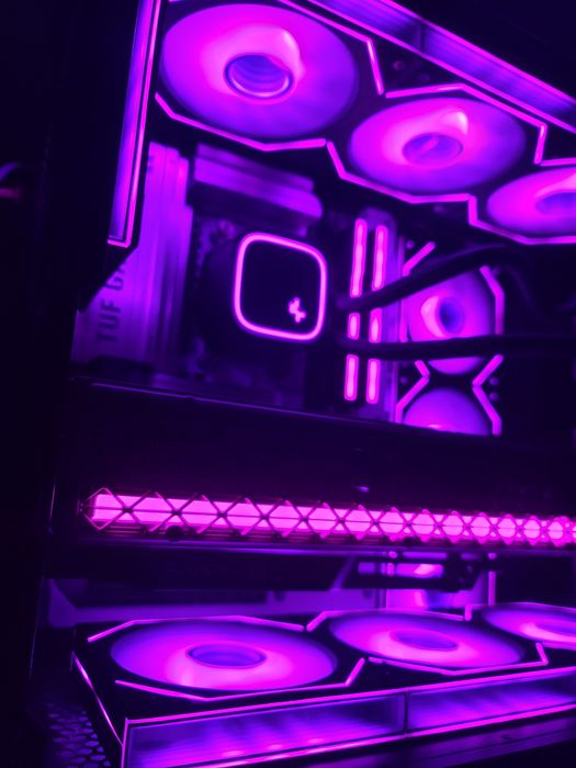 Игровой компьютер АМД Ryzen 7700X, RX9700XT