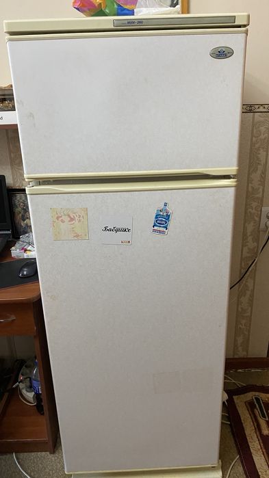 Продаю холодильник