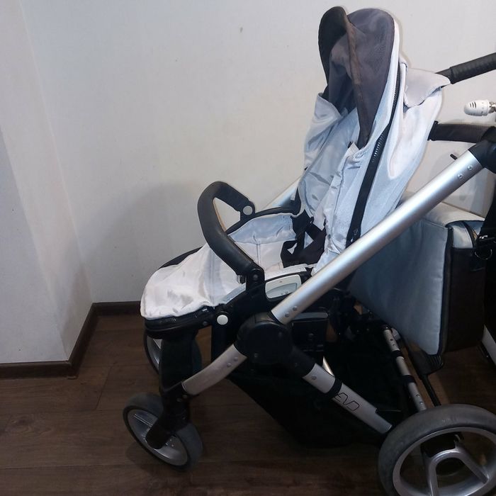 Количка Mutsy Evo