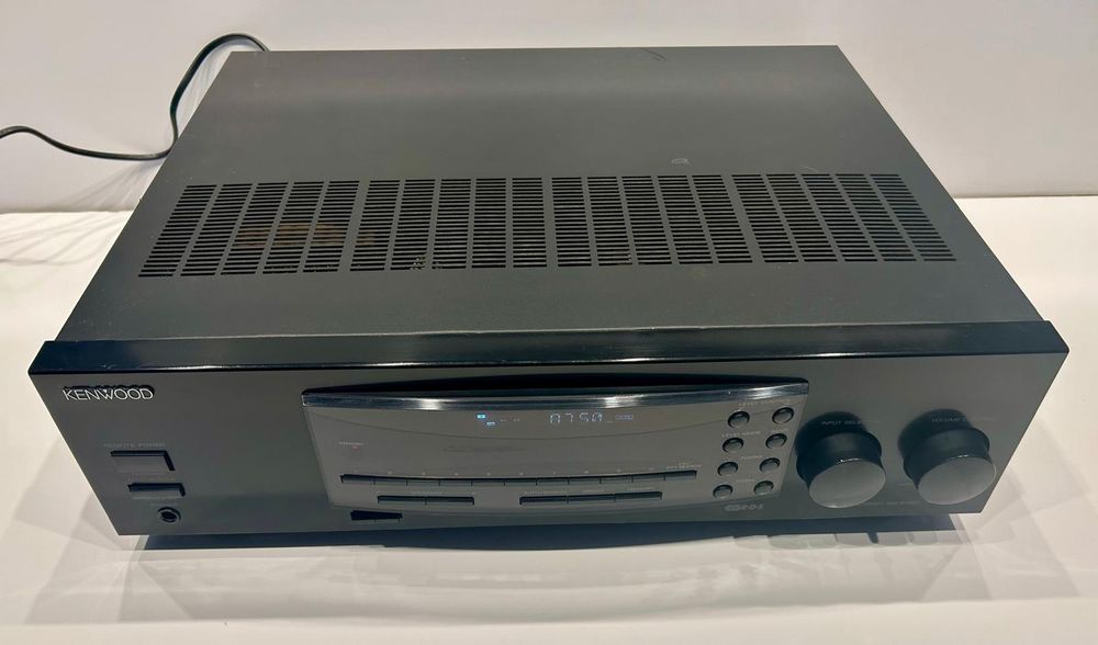 Vand amplificator Kenwood KR-A3080