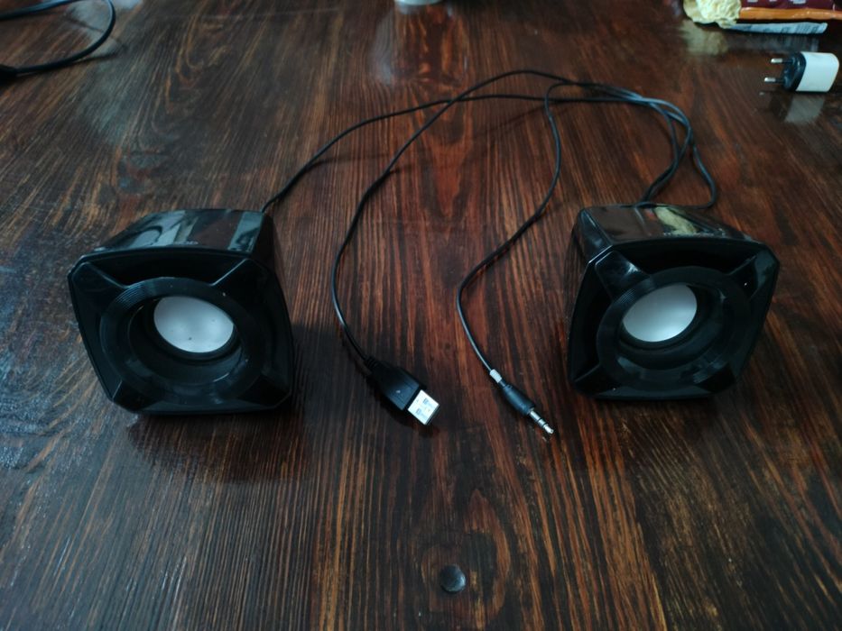 колоночки microlab b16