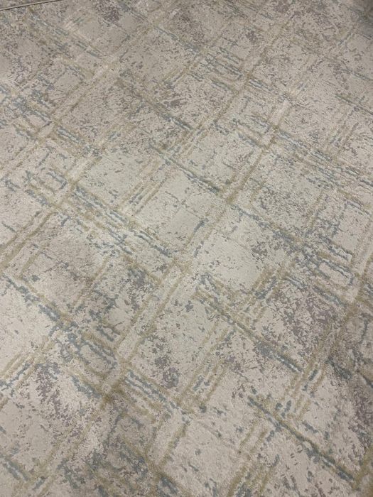 Продам ковер для гостинной