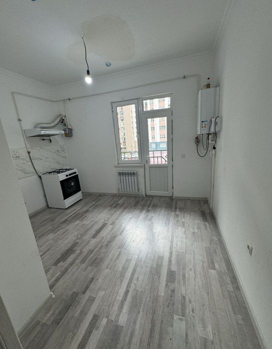 Yashnabod olmos mahalla 3/12/16 srochna sotiladi