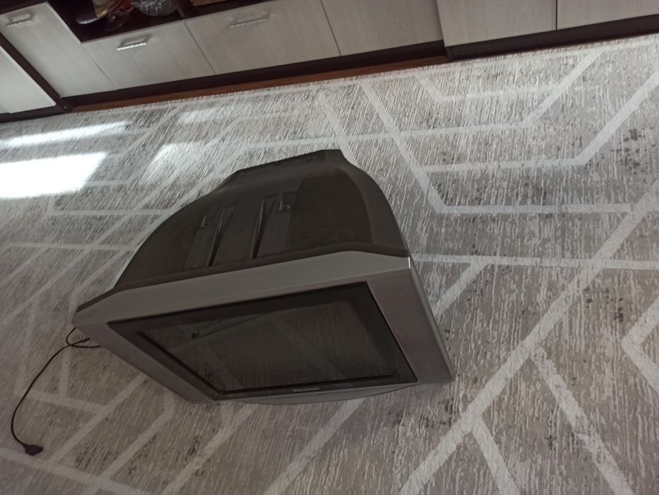 Телевизор Panasonic старый