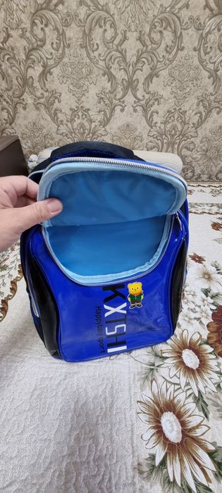 Рюкзак школьный на колёсах