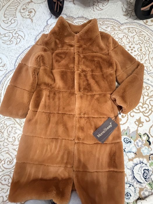 Экошуба почти новая 1 раз одевала, размер не подходит из за пополнения