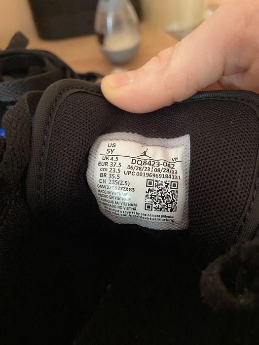 Nike Air Jordan 1 Mid royal blue