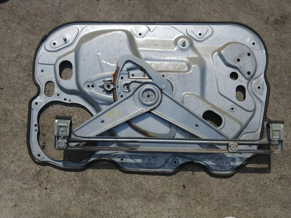 macara usa stanga fata ford kuga 1 7m51-r045h17-a