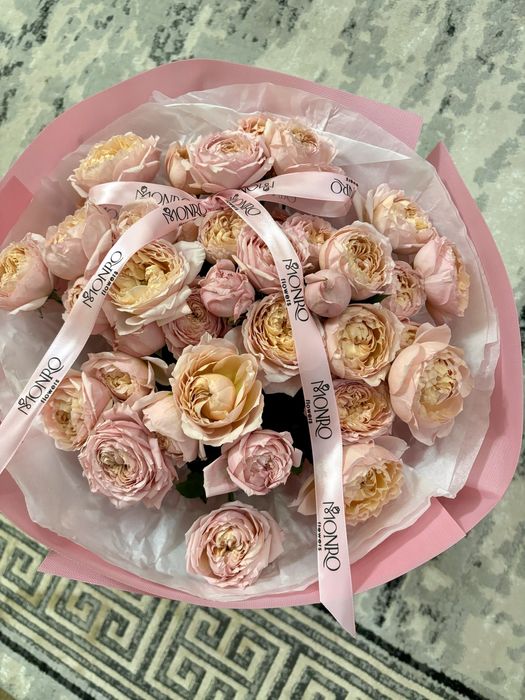 Цветы розовые розы