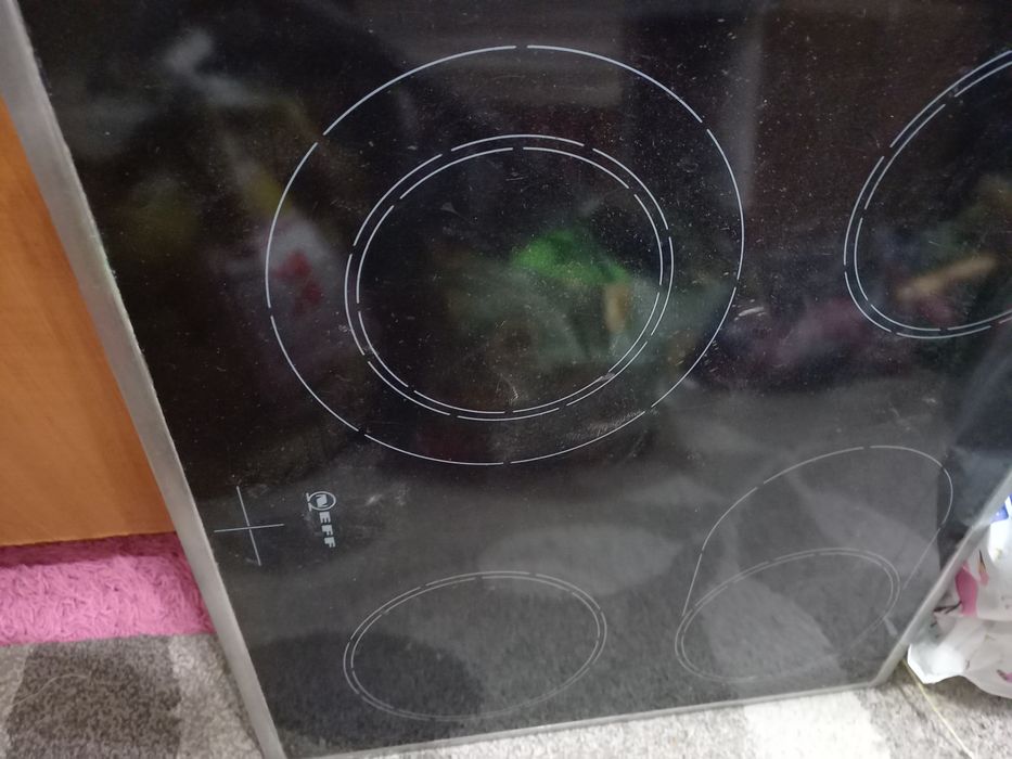 Vând cuptor electric cu plita