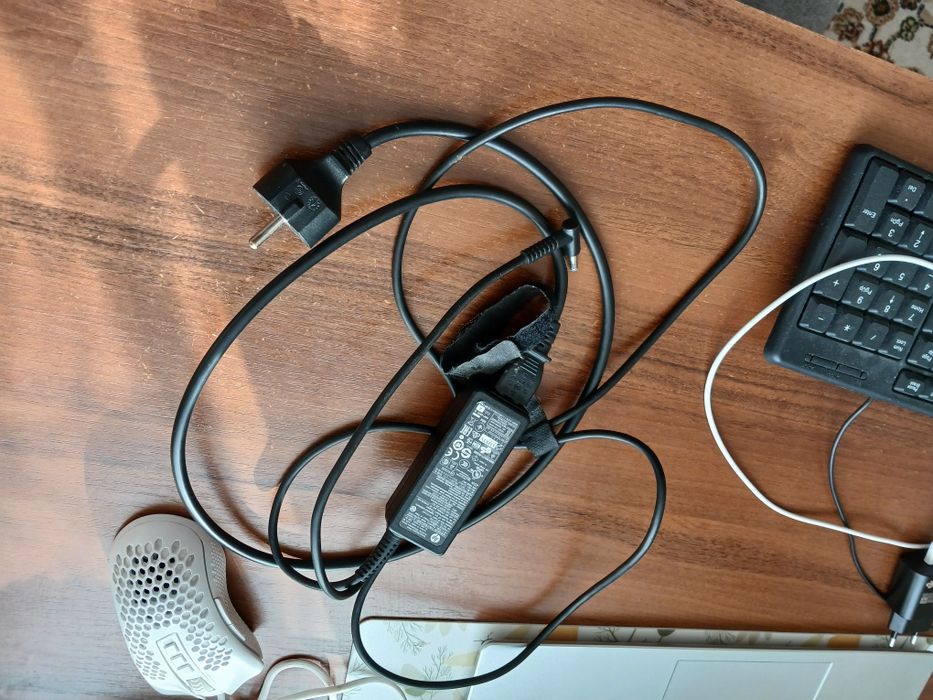 Оригинальный блок питания HP 45W (19.5V / 2.31A)